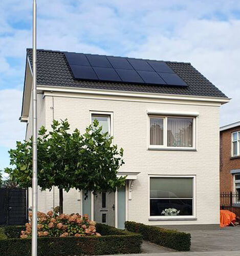 panelen op woonhuis laten installeren